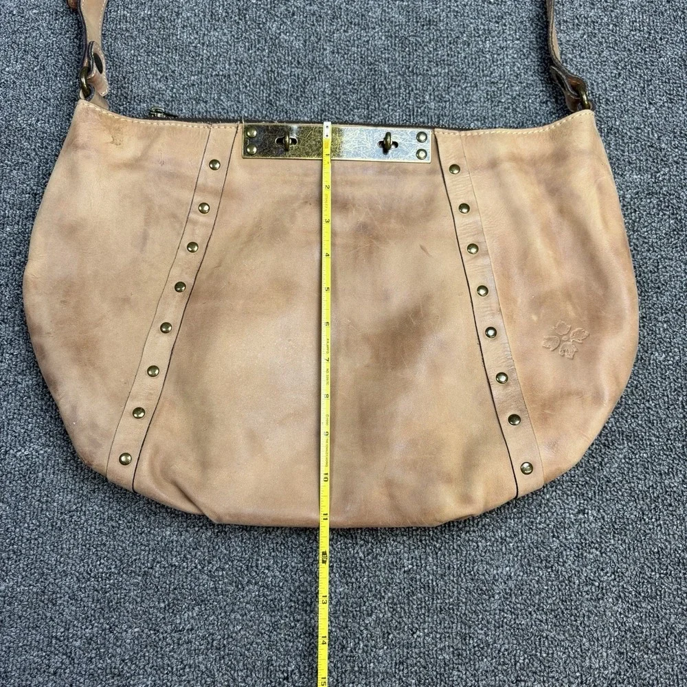 Patricia Nash Hobo Oil Rub Caramel Color Brown Leather Crossbody Hobo Purse Bag